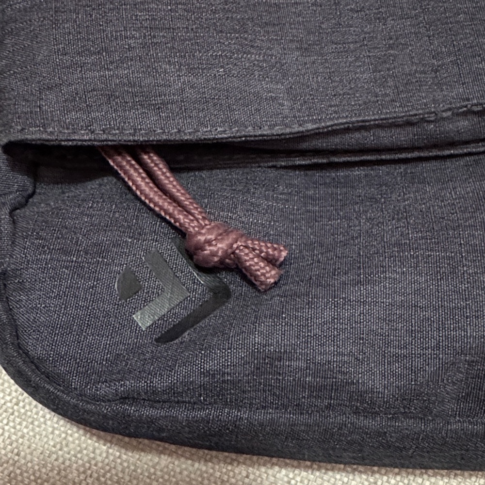 EUC Outdoor Products Brand Convertible Crossbody/Belt Bag-Navy/Purple-Nylon - Picture 5 of 16